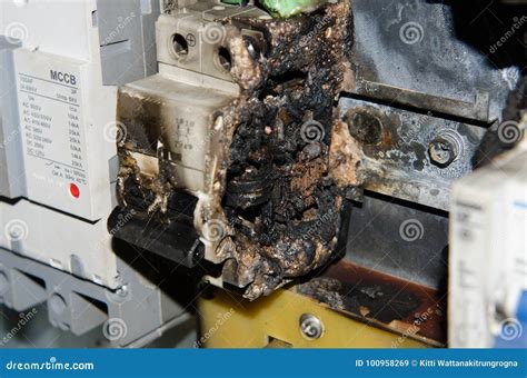 burnt electrical box|electrical circuit breaker burning.